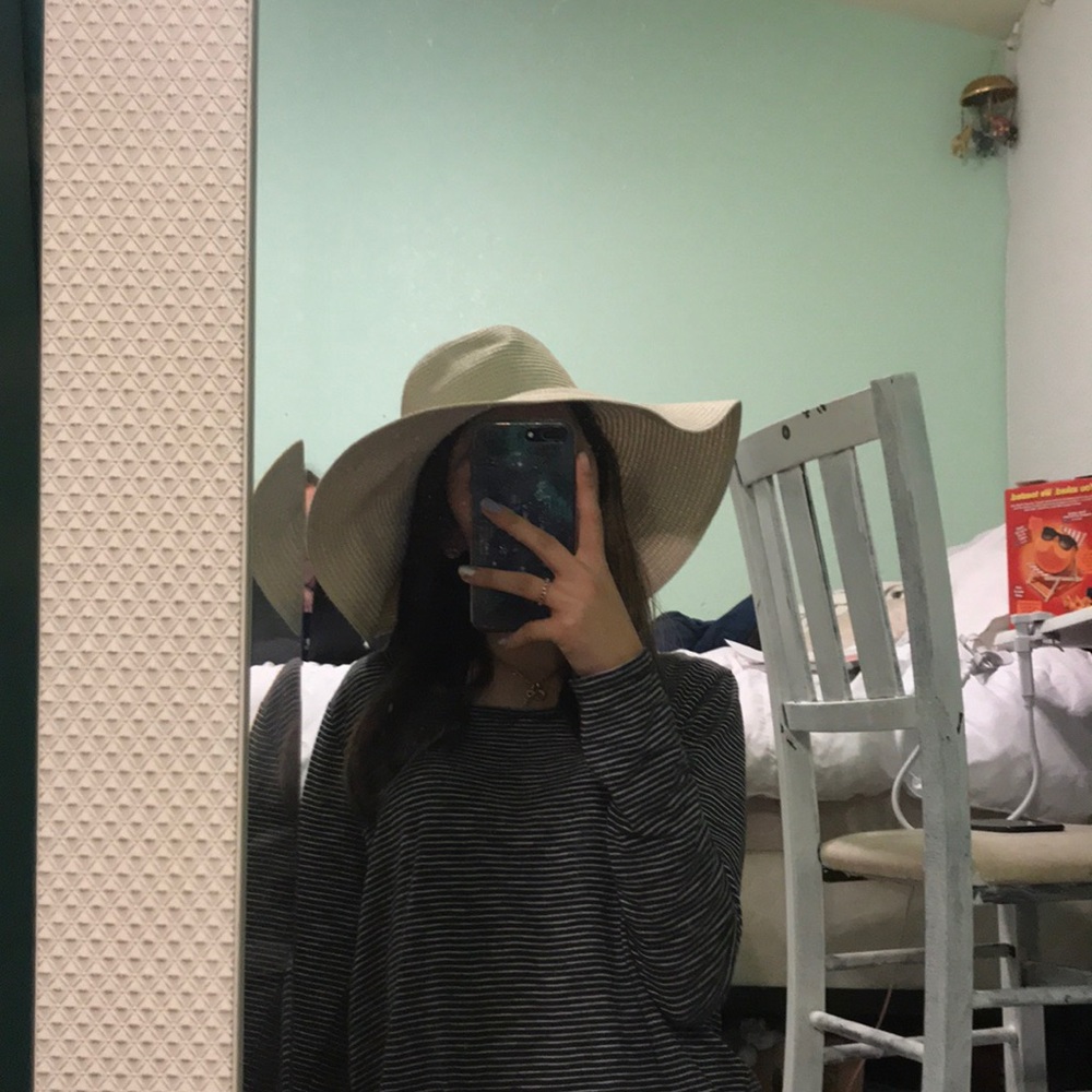 floppy nude hat